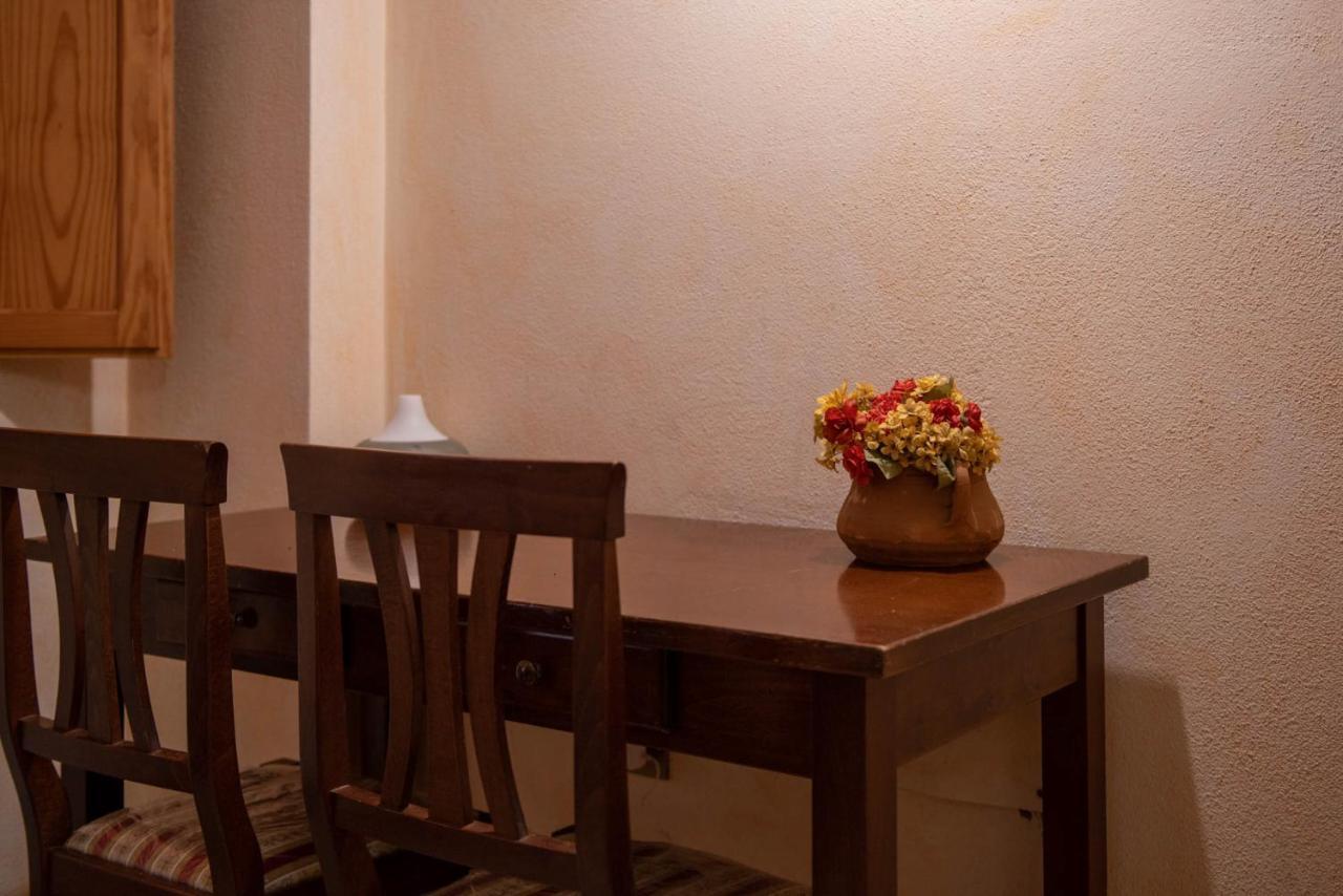 Agriturismo Nuragh'Elighe Sindia Luaran gambar
