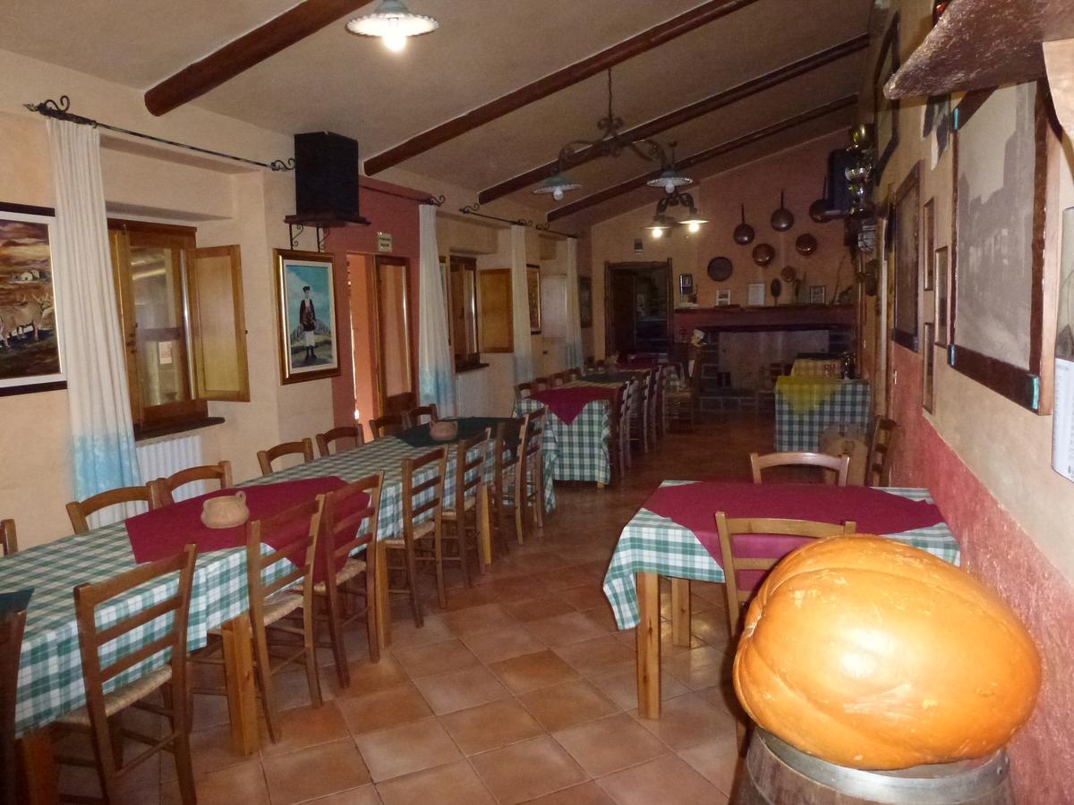Agriturismo Nuragh'Elighe Sindia Luaran gambar