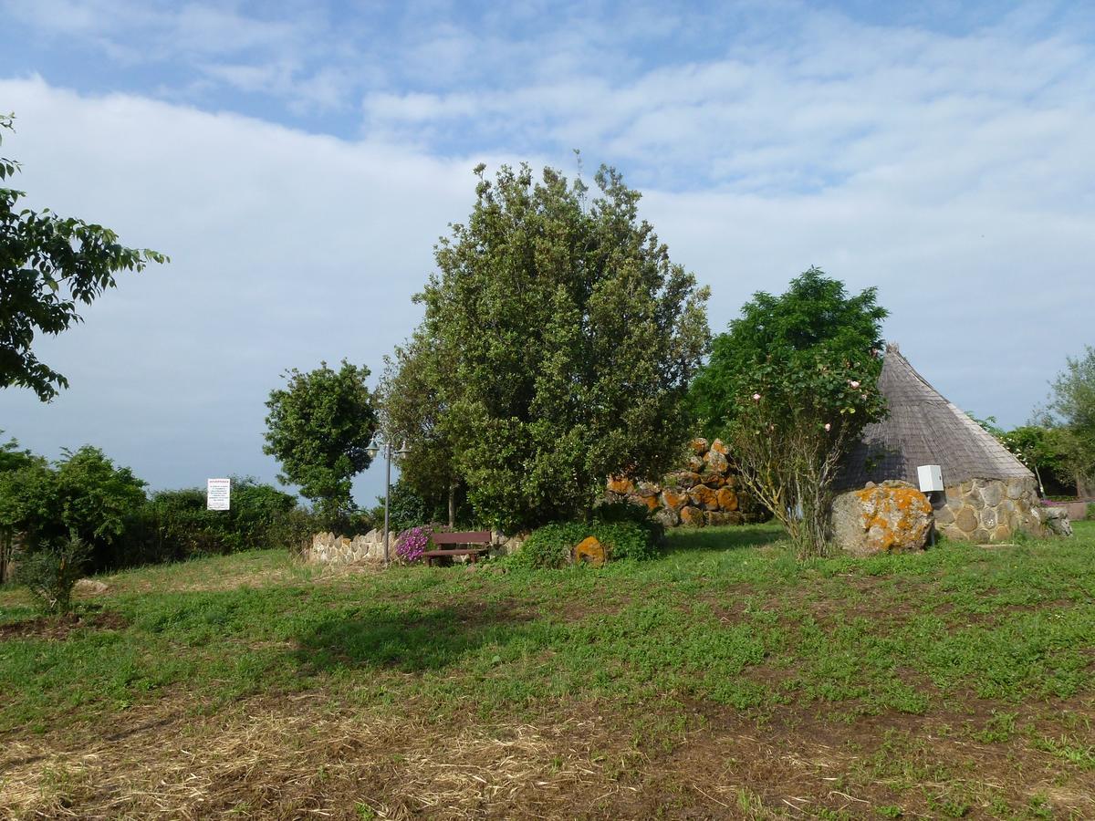 Agriturismo Nuragh'Elighe Sindia Luaran gambar