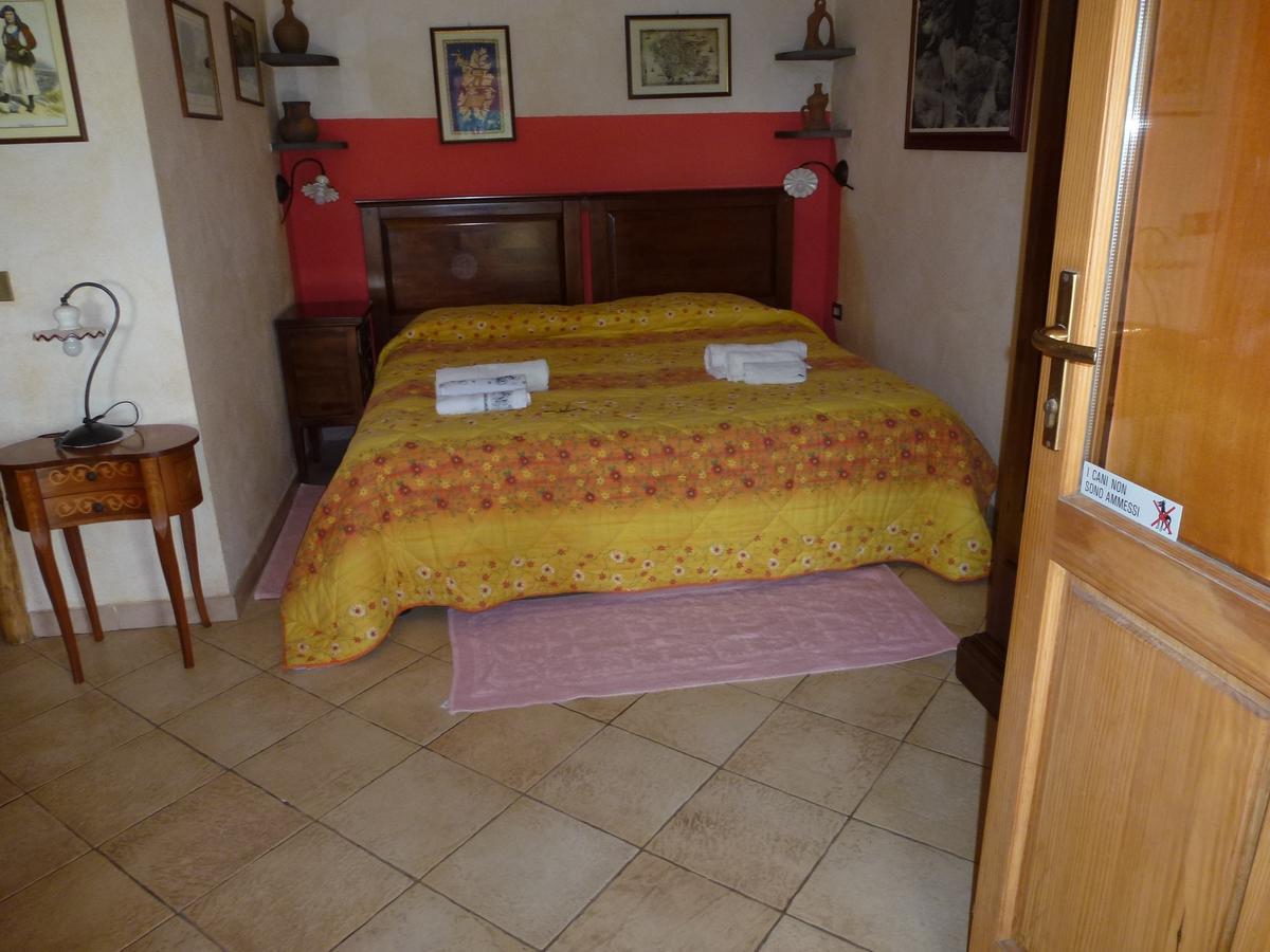 Agriturismo Nuragh'Elighe Sindia Luaran gambar